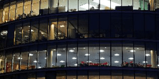 Oprawy i panele świetlne